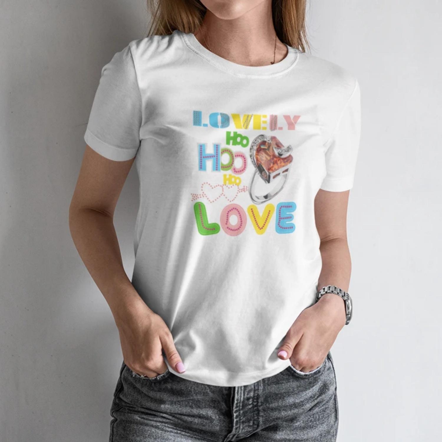 Women s Short Sleeve T Shirt“LOVELY Ho Ho Ho LOVE” Festive Print for Joyful Summer S