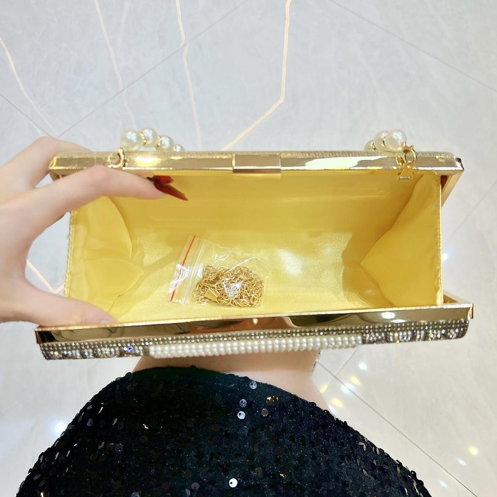 2025 Luxury Pearl Evening Bags Vintage Chain Shoulder Crossbody Bags For Women Party Wedding Dinner Bag Ladies Purse Handbgas