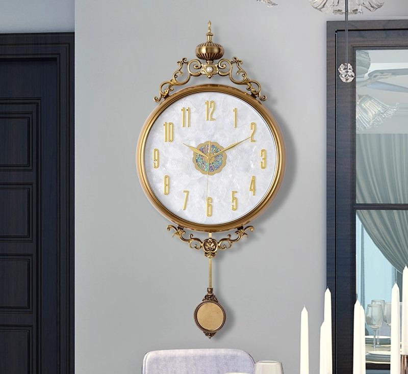 European Retro Wall Clock Living Room Home New Creative Clock Wall Mute High-end Quartz Type Home Decoration