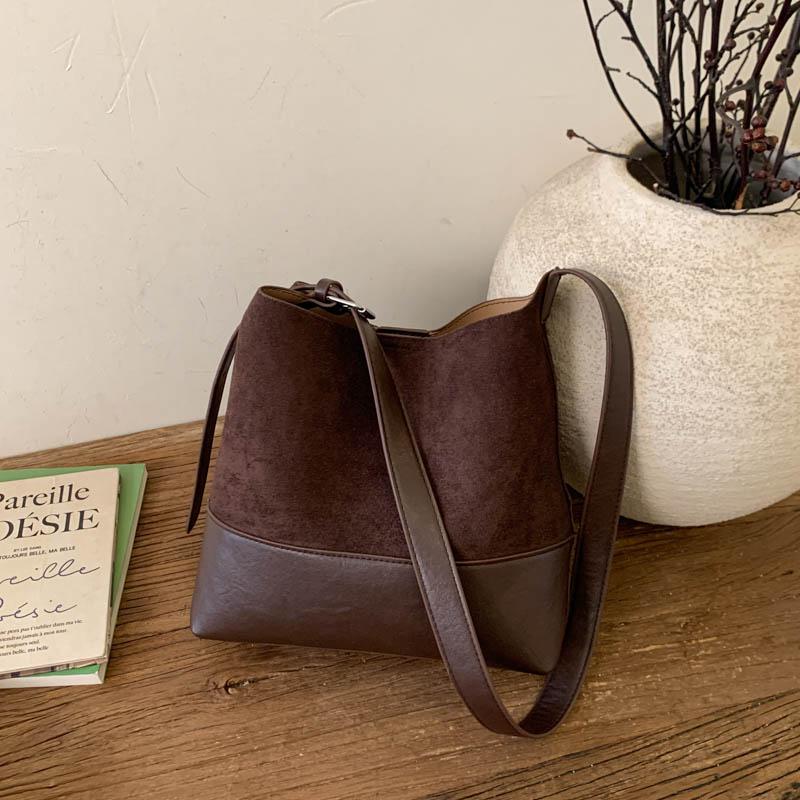 PU Shoulder Bag for Women with Suede and Smooth Panel Design Ideal for Daily Use Work