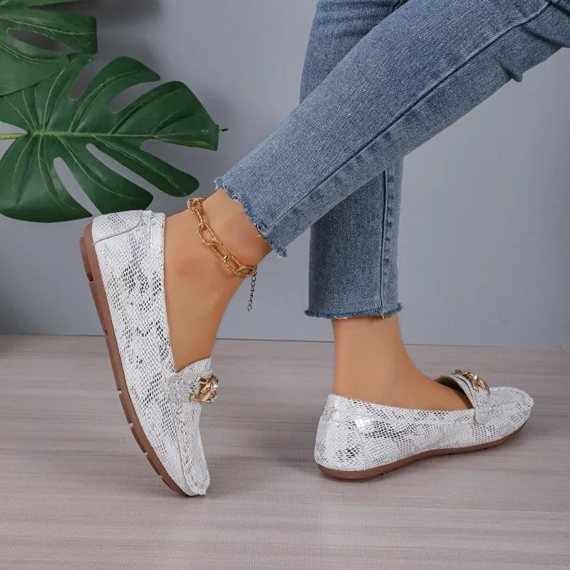 Fashion Fashion Metal Chain Soft Sole Non-slip Single Shoes Autumn New Round Toe Deep Slip Rhinestone Low Top Flats