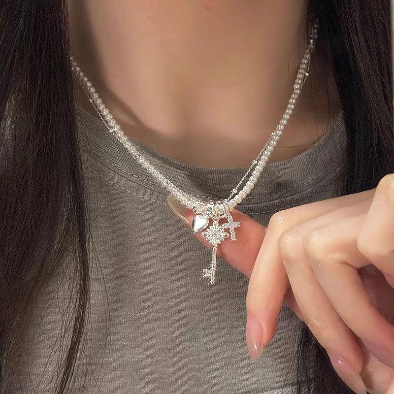 Titanium Steel Non-fading Small Waist Necklace Women's Summer Niche Design Accessories Collarbone Chain Pendant