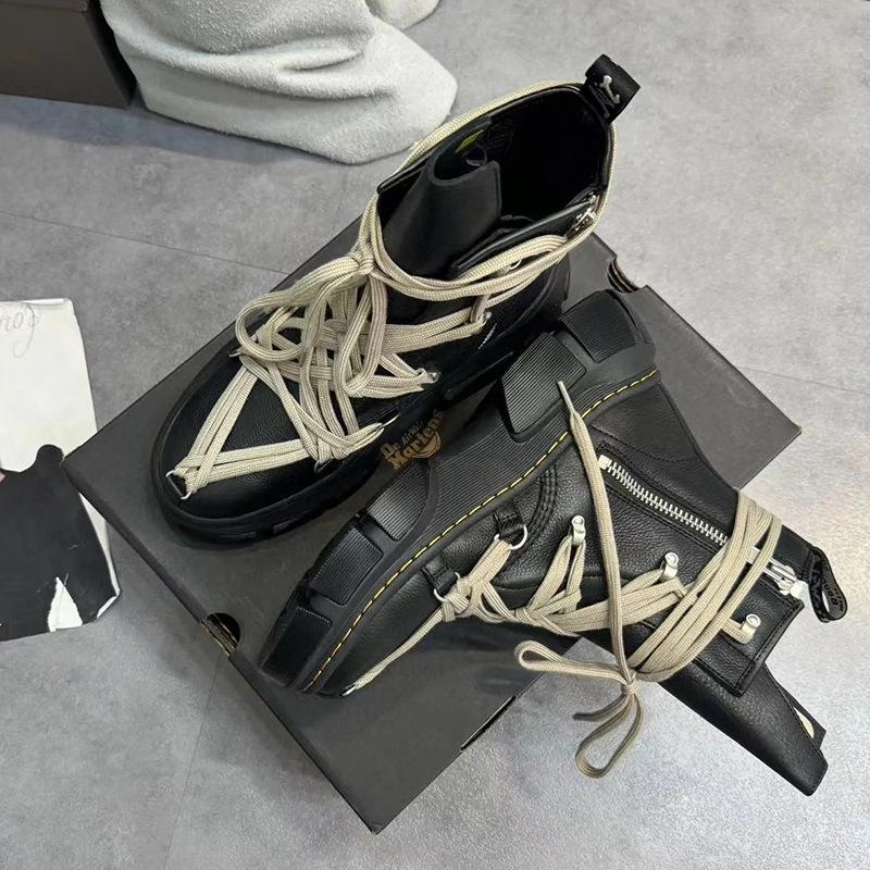Mode 2025 Neue Desert Punk Stil Damen Schuhe Britischer Stil Viele Schnürstiefel Lässige Stiefel Ödland Stil Dicke Sohle Street Shot Ritter