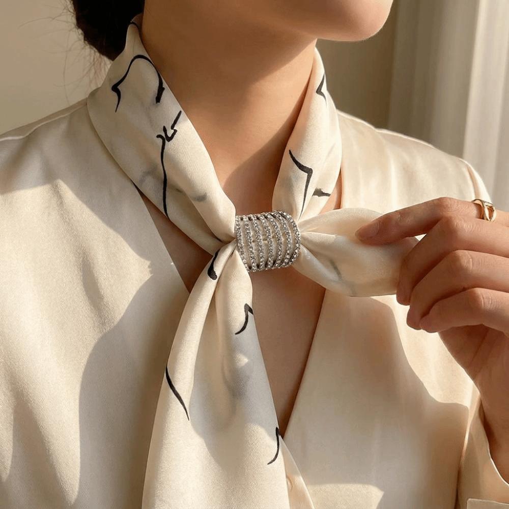 Multi-purpose Scarf Fastening Buckle Full Rhinestone Clothing Corner Clamp  Daily Wear