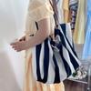 Große Canvas-Henkeltasche Damen Sommer Streifen Einfache Damen Freizeit-Handtasche Outdoor-Umhängetasche