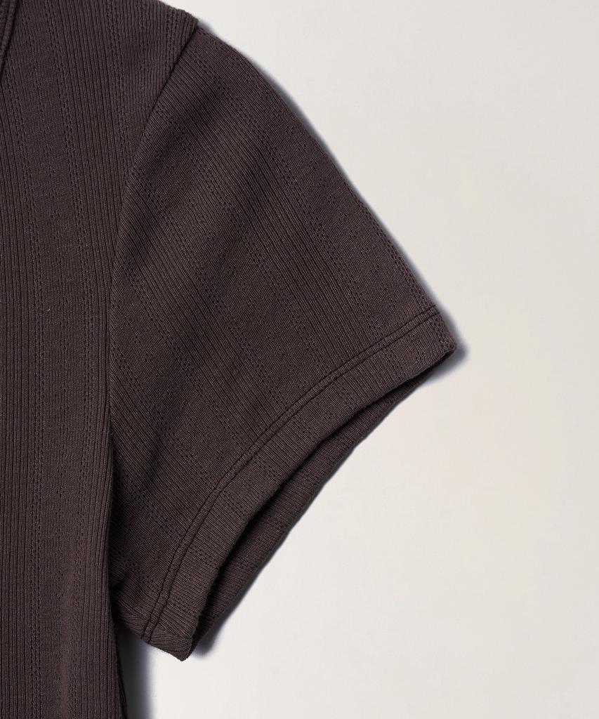 TTUDEMENT Eyelet Henley T-Shirt_Brown