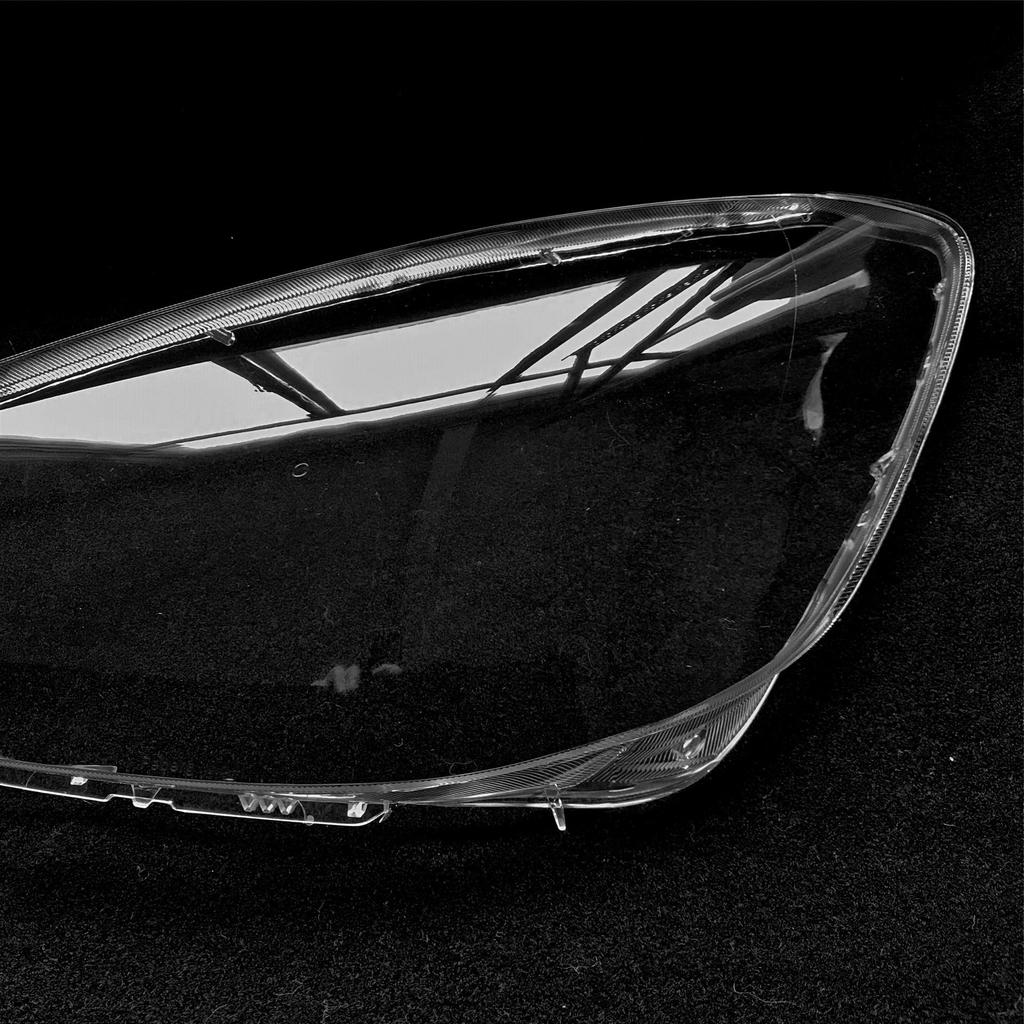 2004-2005 Toyota Sienna Headlight Lens Cover: Clear Replacement Lampshade