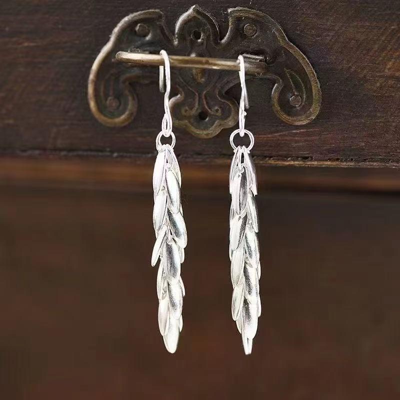 Elegant Silver Wheat Tassel Earrings - Unique, Simple, Light Luxury Ear Hooks for Women