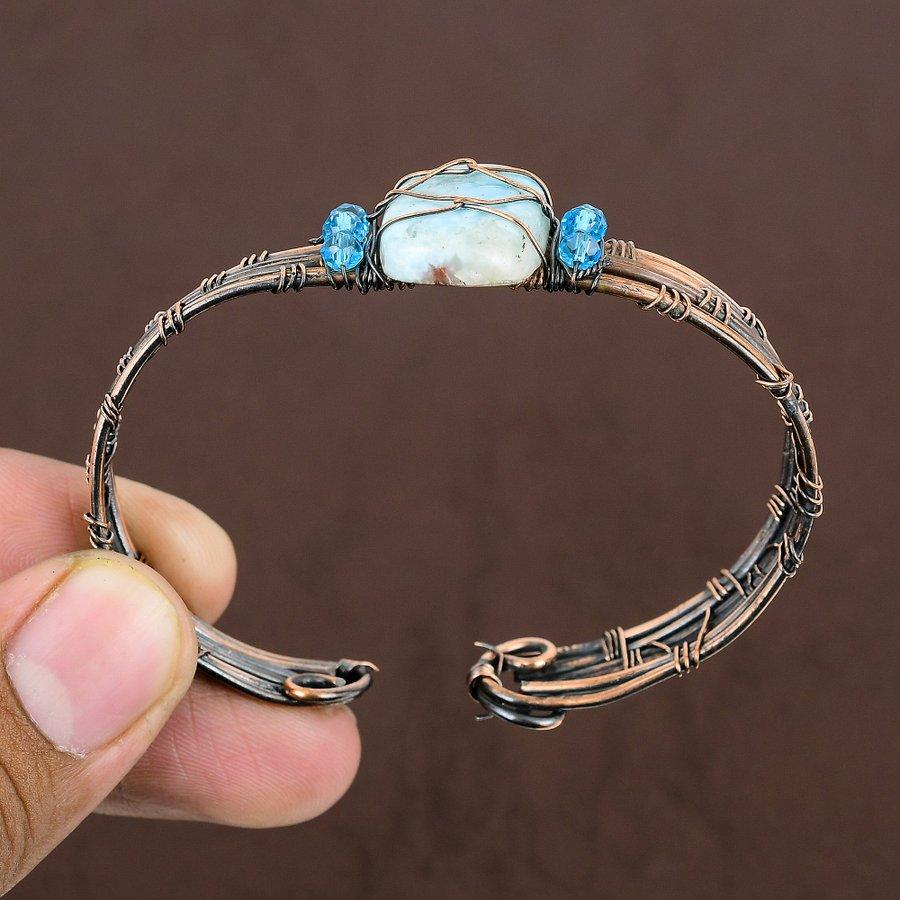 Naturlig Karibisk Larimar Ädelsten Koppartrådsinlindad Armring Justerbar W4K23