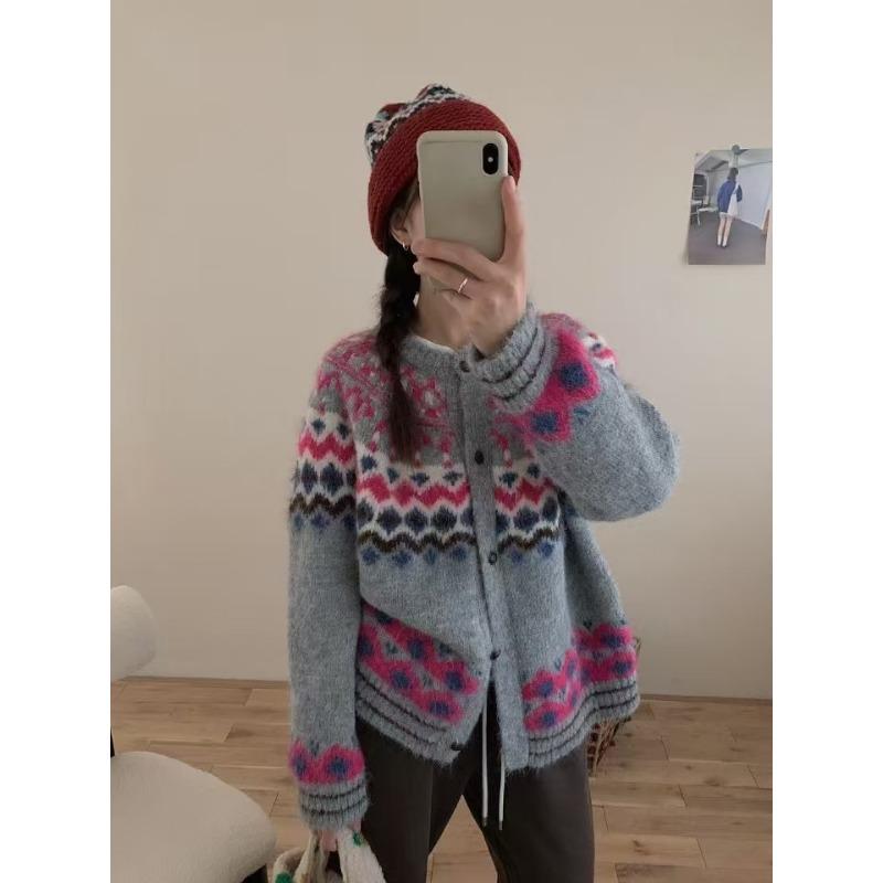 

Скандинавская рождественская серия «Снежинки» Вязаный кардиган Топ Осень и Зима Нежный Мягкий Восковой Универсальный Свитер-жакет Женский One size серый