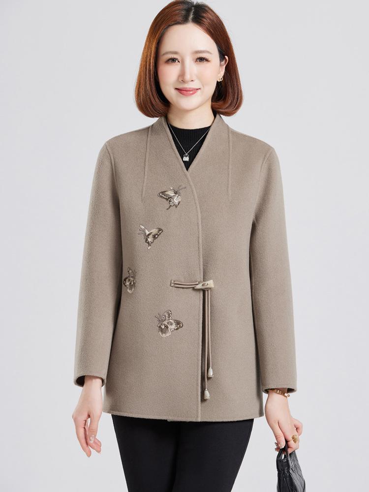 Mom's Embroidered Double-Faced Cashmere V-Neck Short Coat for Middle-Aged and Elderly Women - Autumn/Winter Fashion