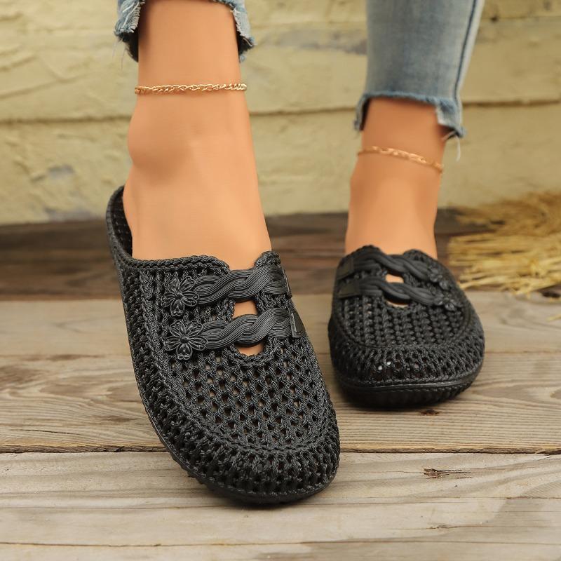 Móda 2025 Nový Letní Horký Výprodej Dámské Outdoorové Ležérní Sandály s Uzavřenou Špičkou Duté Květinové Dámské Pantofle pro Každodenní Zapatos De Mujer