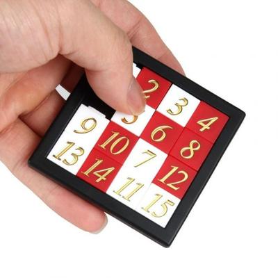 Frühpädagogisches Mathe-Spielzeug für Kinder, Kunststoff, 1–15 Zahlenrätsel, Kinderspielzeug, Schiebepuzzle, Spielzeug, 15 Kacheln, Logikspiel
