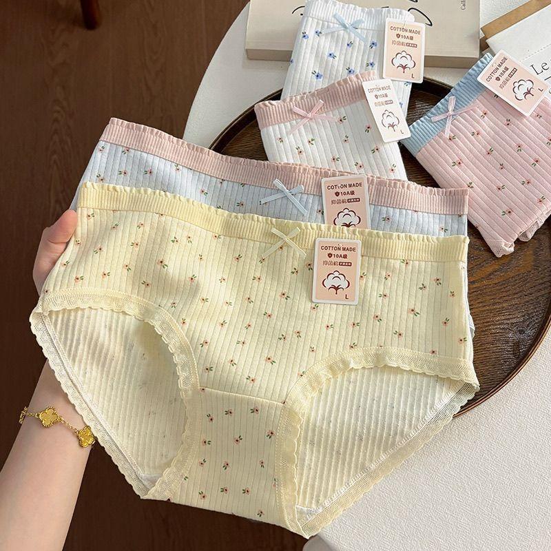 Bedruckte Damenunterwäsche aus Baumwolle, atmungsaktiv und niedlich, mittlere Taille, Spitze, kantenloser Slip