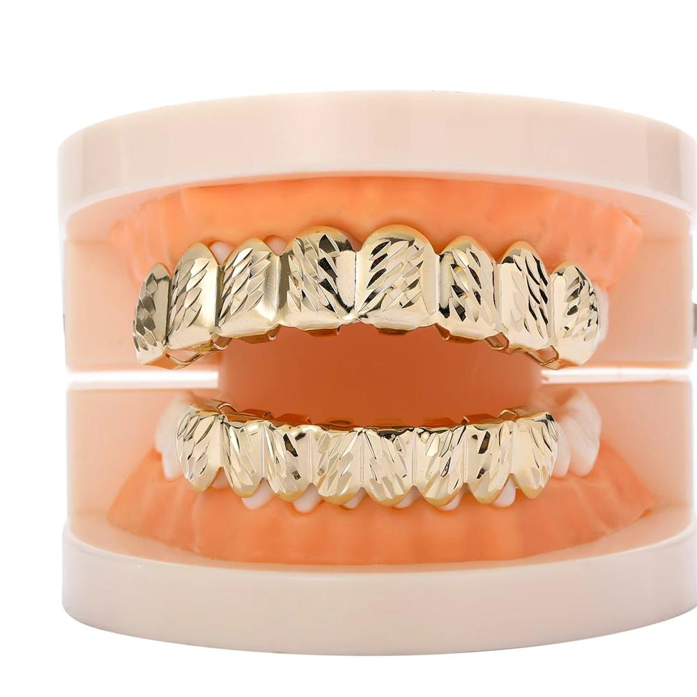 Hip Hop Jewelry 8 Top and Bottom Brass Grillz for Teeth Real Gold Plated Teeth Grillz Rapper Party Accessories