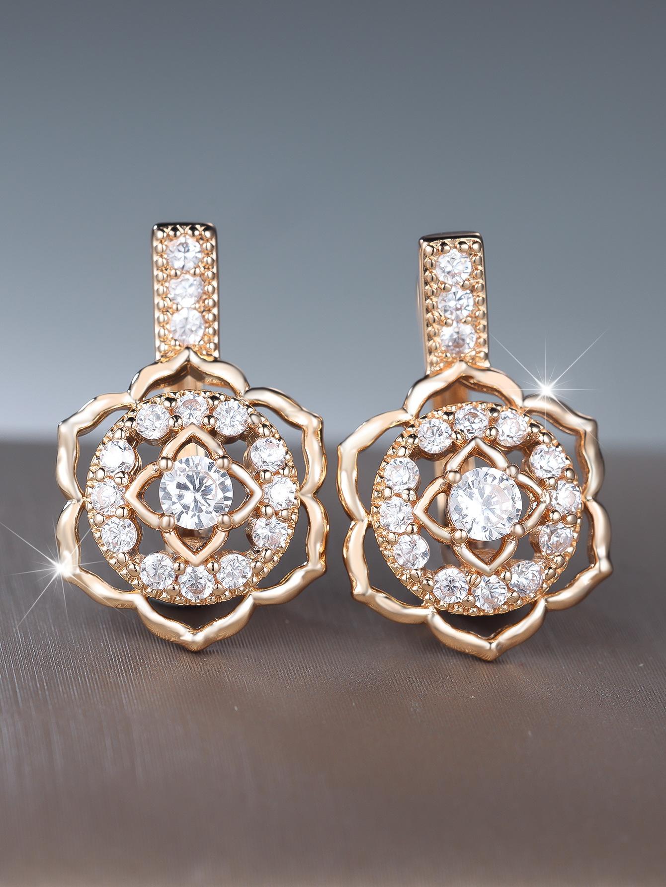 

Popular rose gold diamond lotus full diamond hollow ear buckle, women s versatile temperament earrings