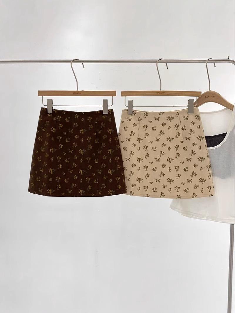 

Korean Retro Floral Corduroy High Waist Mini Skirt XL абрикосовий