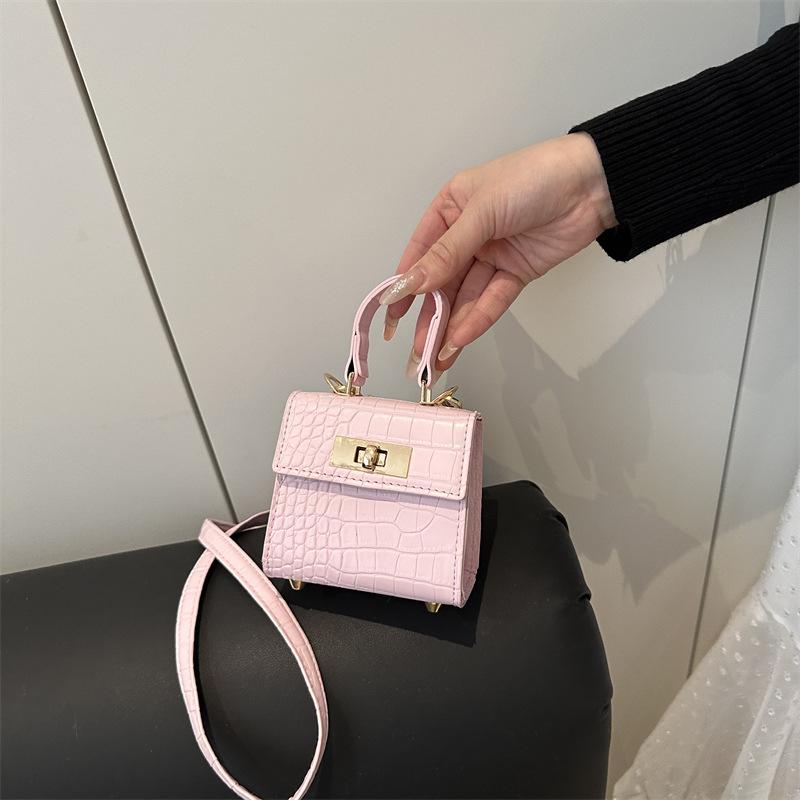 Damen-Handtasche aus Kunstleder mit Schlossverschluss, Neue trendige quadratische Schulter-Umhängetasche im Ins-Stil, Kleine Geldbörse im Streetstyle