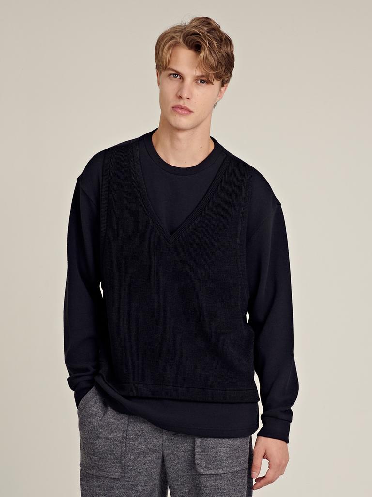 CUSTOMUS V-Neck Vest Layered Oversized Sweatshirt Cxs20Wkmta74