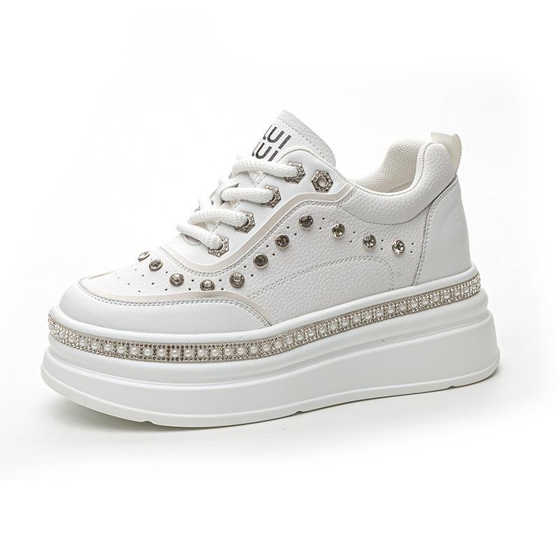 Thick-soled inner height-increasing white shoes, women's one-pedal summer new lightweight and versatile small leather shoes