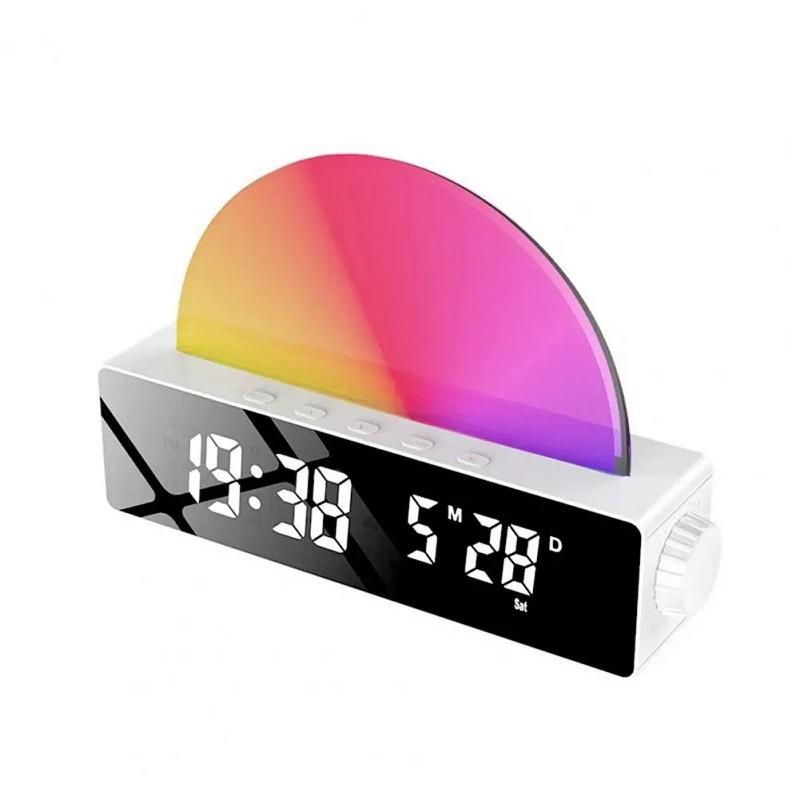 Digital Vekkerklokke RGB LED Digitale Klokker Fargerike Klokker Med Atmosfære Nattlys for Hjemmekontor Beste Gaver