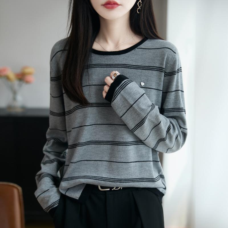 

Новый осенний повседневный и простой полосатый свитер с цветными блоками, свободная футболка с длинным рукавом, базовый топ one size серый