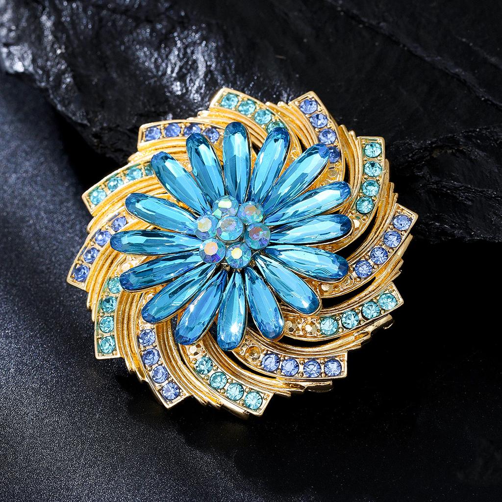Luxury Temperament Plant Flower Brooch Cross-border Trade Crystal Flower Brooch Clothing Women's Delicate Rhinestone Accessories