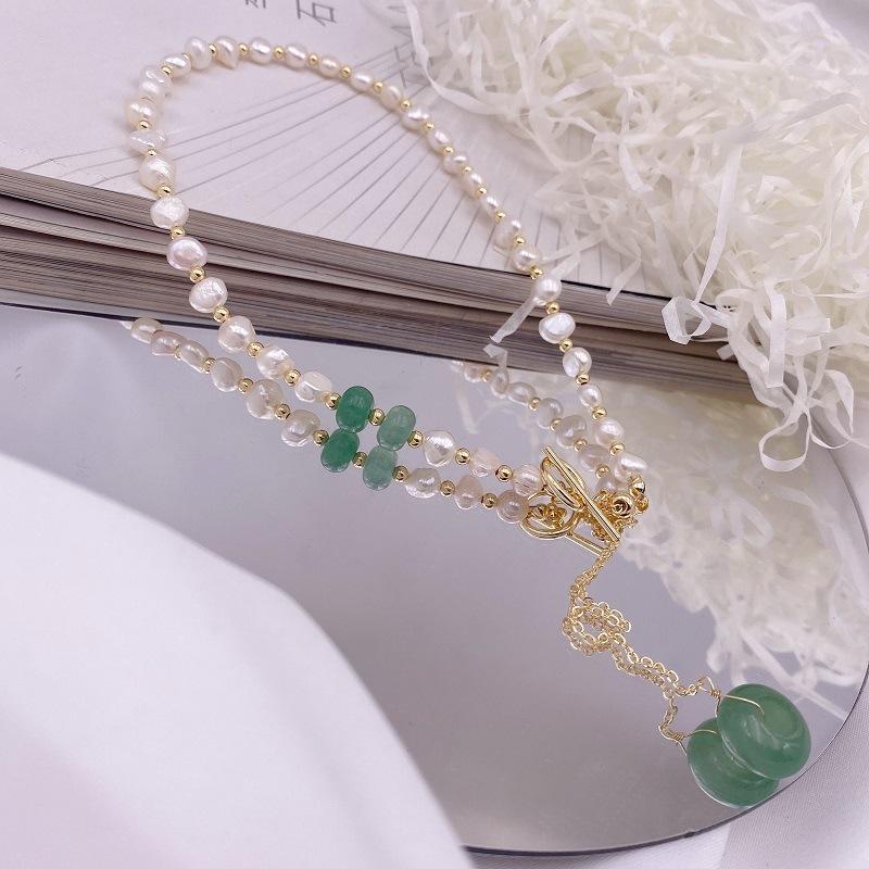 Baroque natural freshwater pearl necklace Hetian jade pendant collarbone chain personalized design irregular pearl necklace