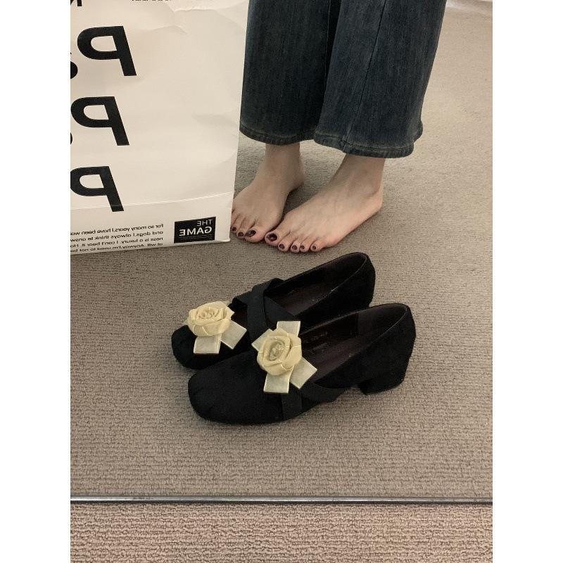 French retro red niche thick-heeled Mary Jane shoes women's shoes 2025 autumn new high-heeled skirt grandma shoes