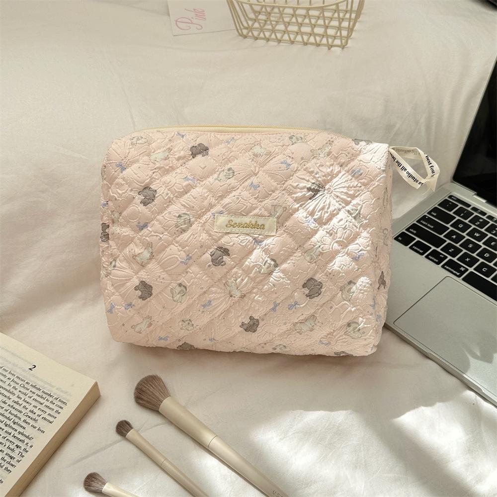 

Стеганая косметичка с хлопковой набивкой, мультяшный клатч, портативная дорожная сумка большой вместимости для умывальных принадлежностей, сумка для хранения косметики