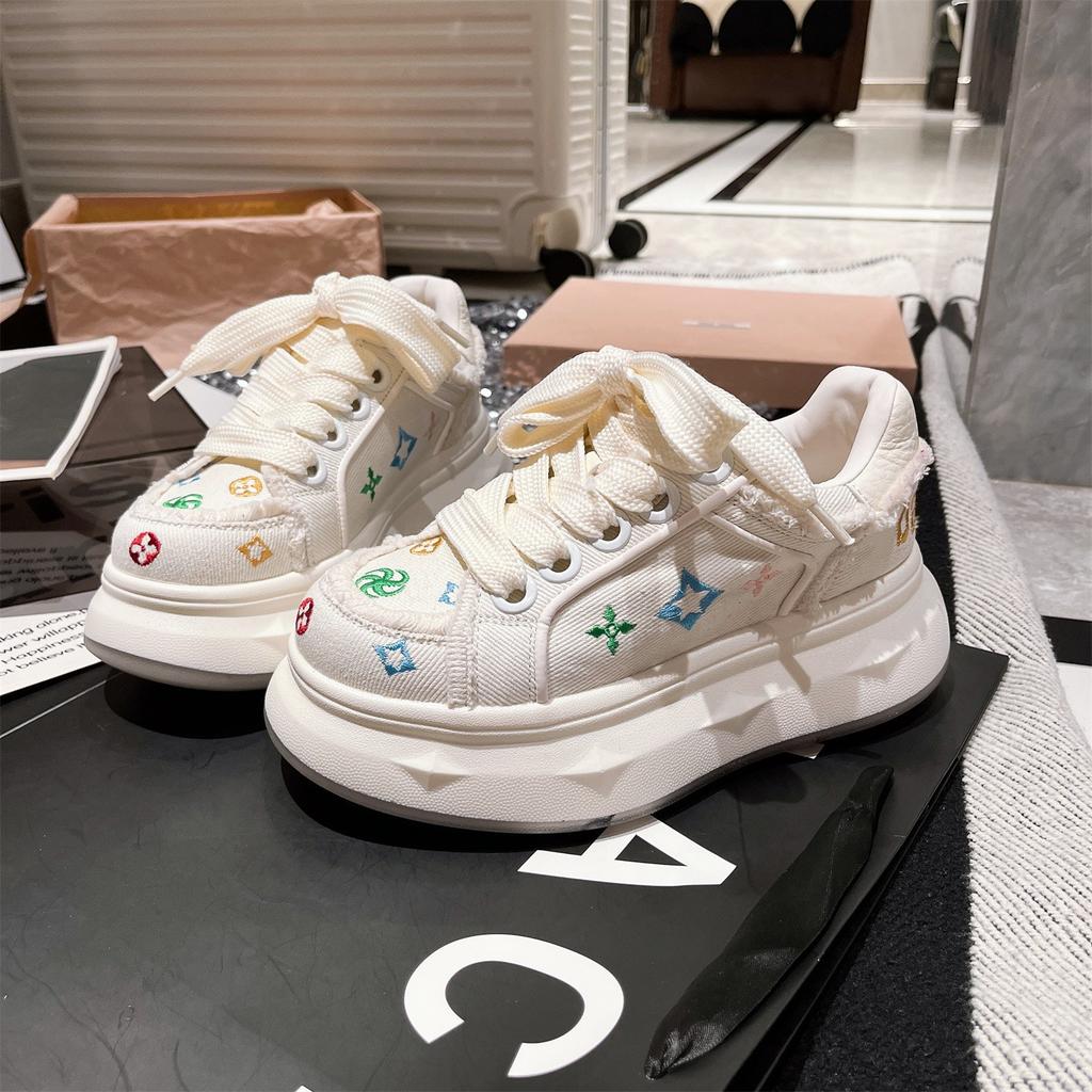 Embroidered Canvas Shoes Platform Muffin Casual Shoes Board Shoes Bread Shoes Height Increase Small Cm White Shoes Women
