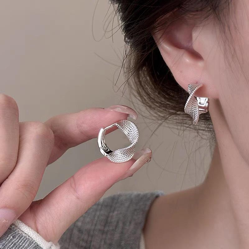 Classic Simple Geometric Round Big Hoop Earrings For Women Exaggeration Circle Bride Earrings Wedding Jewelry Accessories