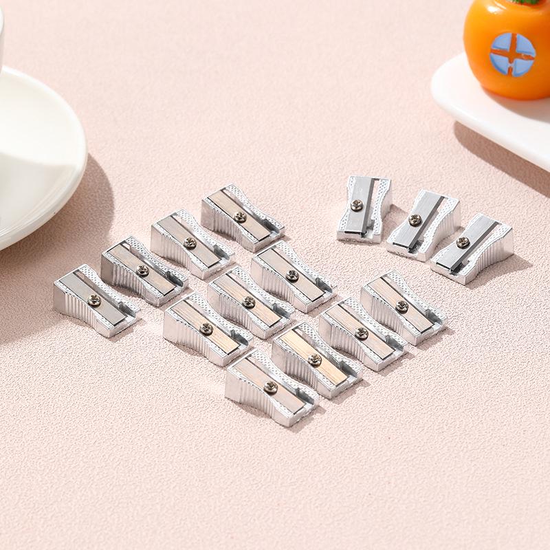

Compact Aluminum Alloy Single-Hole Pencil Sharpener - Mini Portable Design for Students