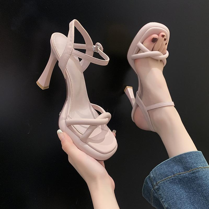 Fashion 2024 New Luxury Designer Summer Women Sandals Fashion Elegant Narrow Band Shoes Ladies Outdoor Party Dress High Heel Sandalias
