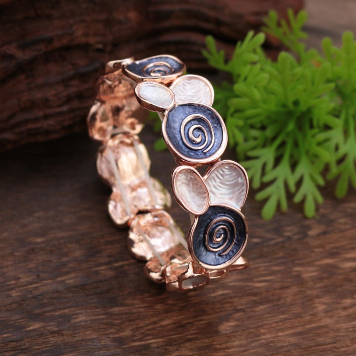 

New enamel round rose elastic bracelet, women s premium geometric flower elastic bracelet