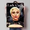 Lady Gaga plechové plakáty Přizpůsobitelné nástěnné umění Retro vintage kovové cedule pro domácí pokoj Vlastní deska Dekorace do Mancave Herní