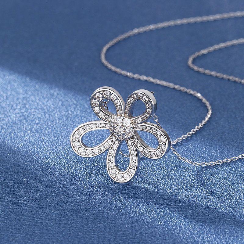 Diamond-encrusted hollow large flower short necklace women s trend niche design clear temperament women s collarbone chain design