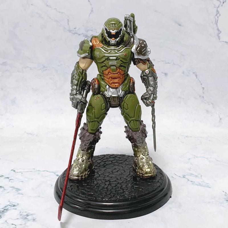 21CM Doom Slayer Eternal Action Figure Collection Model Statue Anime Destroy Hunter Akam Figurine Desktop Ornament Pvc Toy Gift