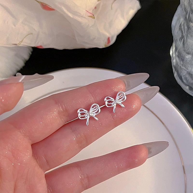 925 Sterling Silver Women's Ear Piercing Earrings - Versatile Cartilage Studs for Comfortable Sleeping