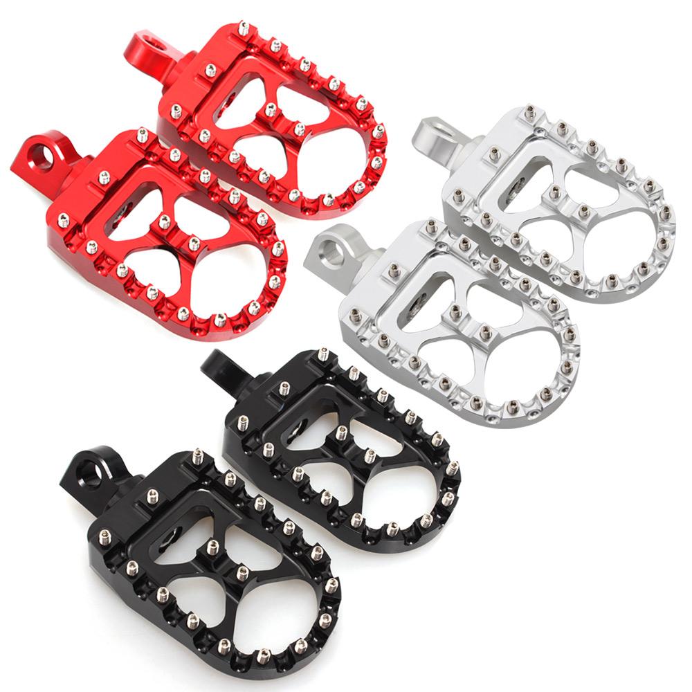 Motorcycle Black/Silver 1 Pair Foot Pegs  Aluminum Alloy & Stainless Steel For Harley-Davidson 2018-2019 CVO Road Glide FLTRXSE