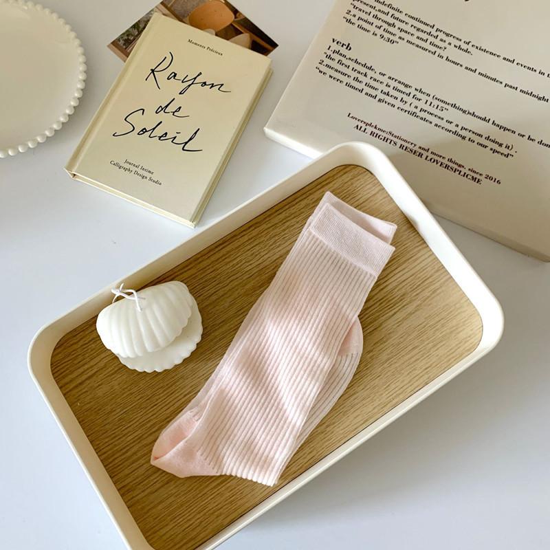 Ultra-Thin And Breathable Mid-Leg Socks Catwalk Solid Color Socks Summer Piles Of Socks Vertical Stockings Are Breathable And Sweat-Absorbing