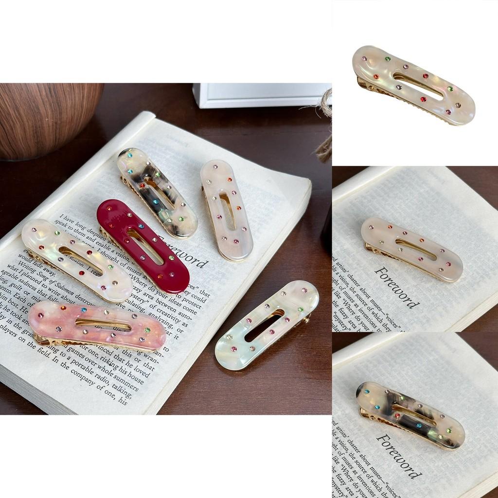 Stylish Oval Hair Claw With Dazzling Rhinestones Ideal For Everyday Fashion Accessories