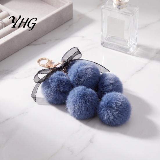 Plush Grape Decorative Pendant Keychain for Handbags, Fuzzy Cluster Bag Charm with Fluffy Ball Keyring Bow, Backpacks and Purses Decoration