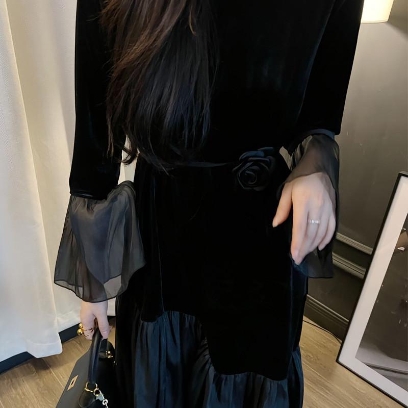 French Black Rose Waist Chain For Women With Metal Chain And Adjustable Strap For Elegant Dress Accessory