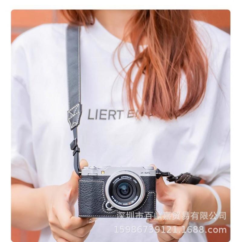 Fuji X-M5 Kamera Halbschale PU-Leder Schutzhülle Mit Tragegurt Reisefotografie