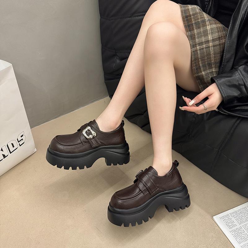 Korean Version of Platform Soft Leather Loafers for Women's Spring and Summer 2025 New Versatile Small Height Increase with Skirt Small Leather Shoes