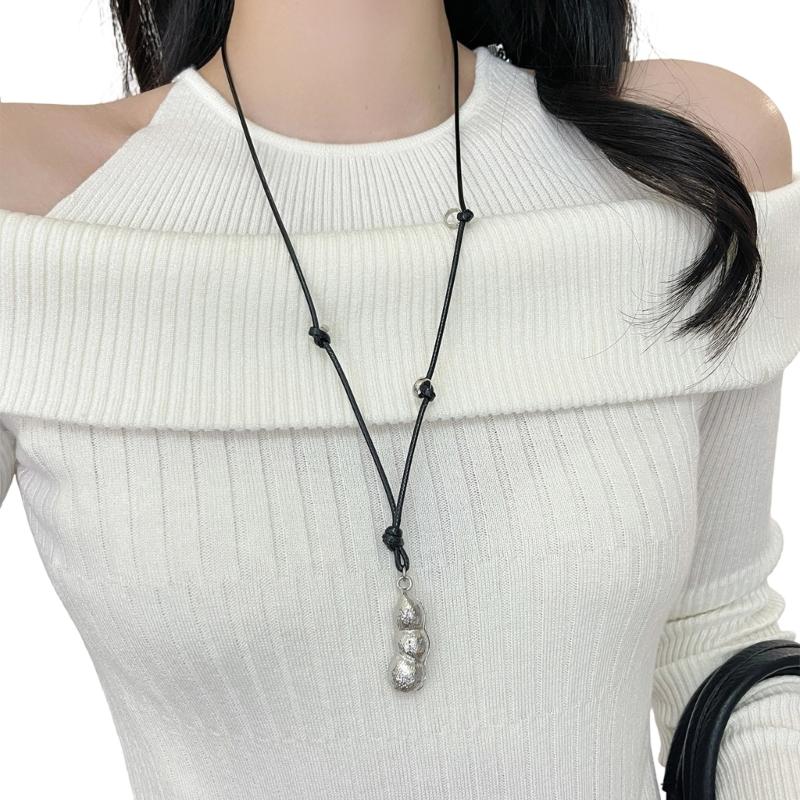 

Stylish Peanut Pendant Necklace Contemporary Alloy Craftsmanship Adjustable Neckchain Accessory Handmade Gift серебряный