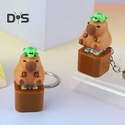 Cartoon Capybara-Tastatur, Zappel-Schlüsselanhänger mit Ton und Licht, Stressabbau, für Kinder und Erwachsene, elektrische Capybara-Tastenkappe, klickendes sensorisches Spielzeug