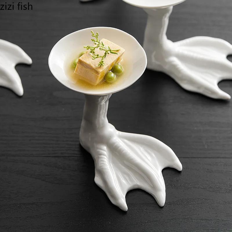Piatto Creativo Alto con Piedi d'Oca in Ceramica per Dim Sum Ristorante Piatto da Dessert Piatto per Sushi Specialità di Stoviglie per Cucina Molecolare
