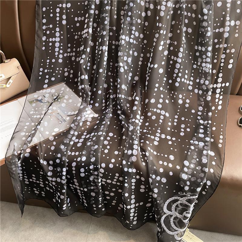 

Polka dot simulation silk commuting large shawl soft yarn scarf temperament pattern scarf women s large size sunscreen light luxury silk scarf 125*180cm